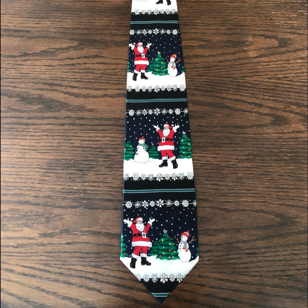 Holiday tie